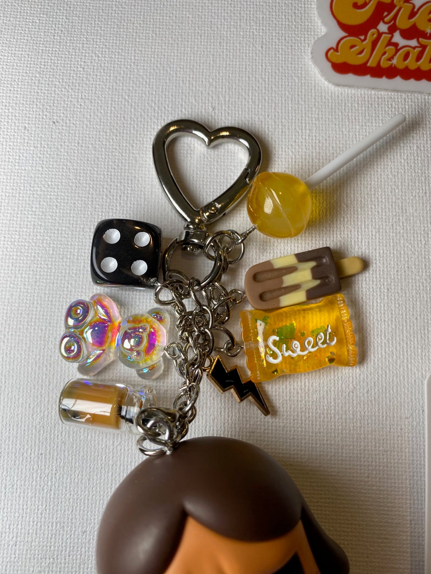 KEYCHAIN CRYBABY BABY BROWN