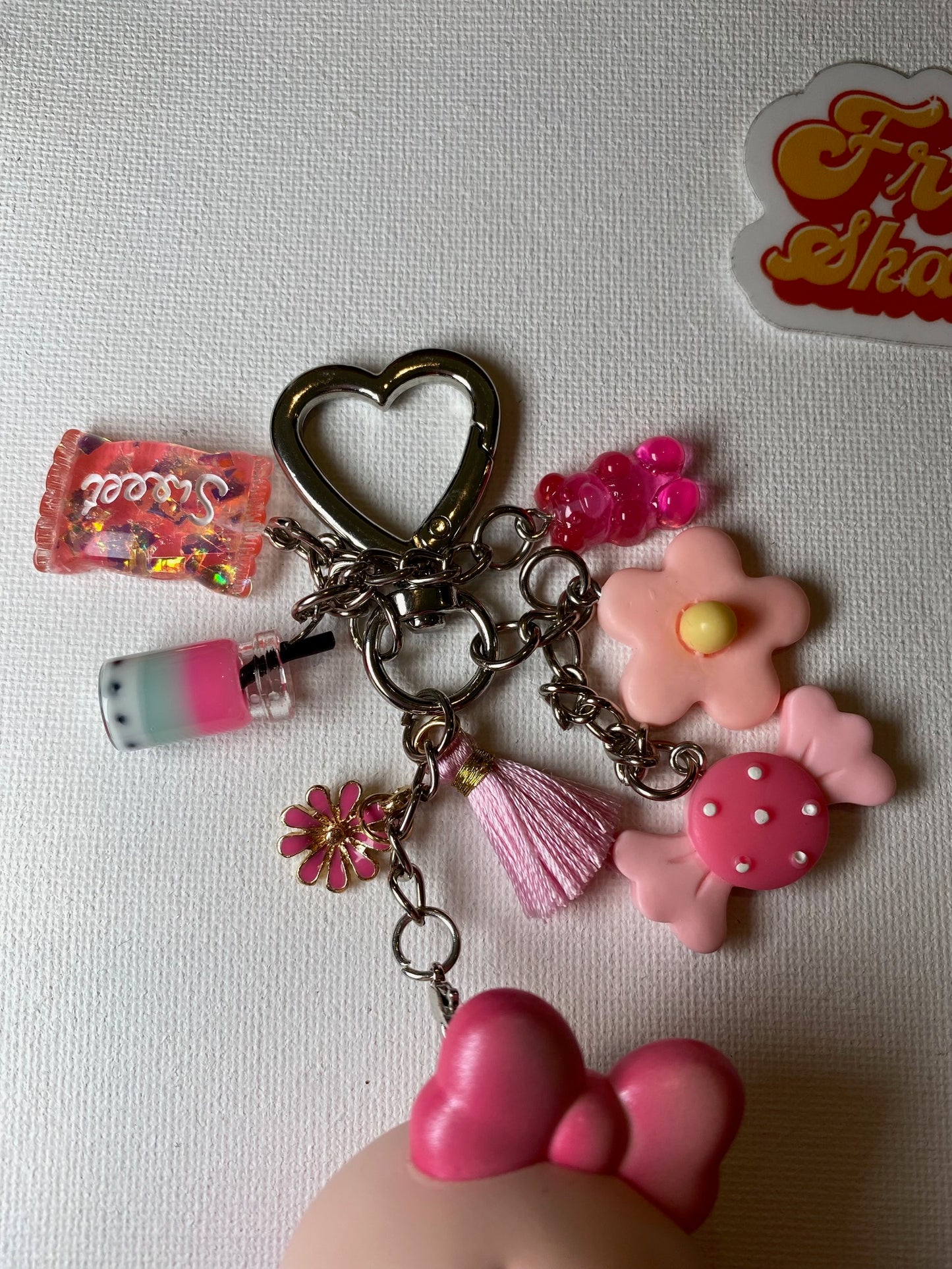 KEYCHAIN CRYBABY HEARTLESS GIRL
