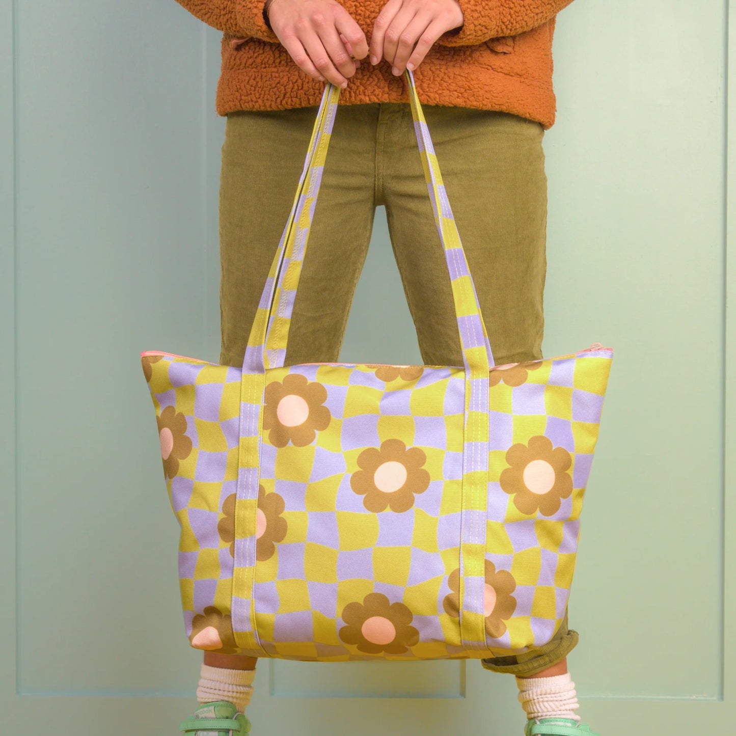 WEEKENDER TOTE BAG - COOL FUNKY DAISY