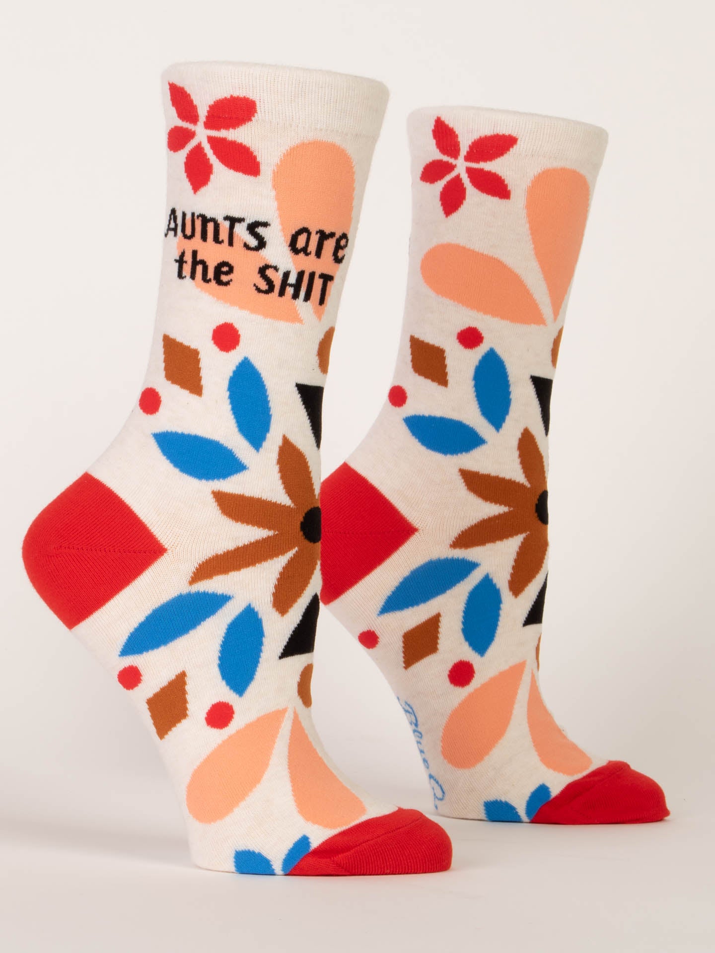 AUNTS ARE THE SHIT CREW SOCKS