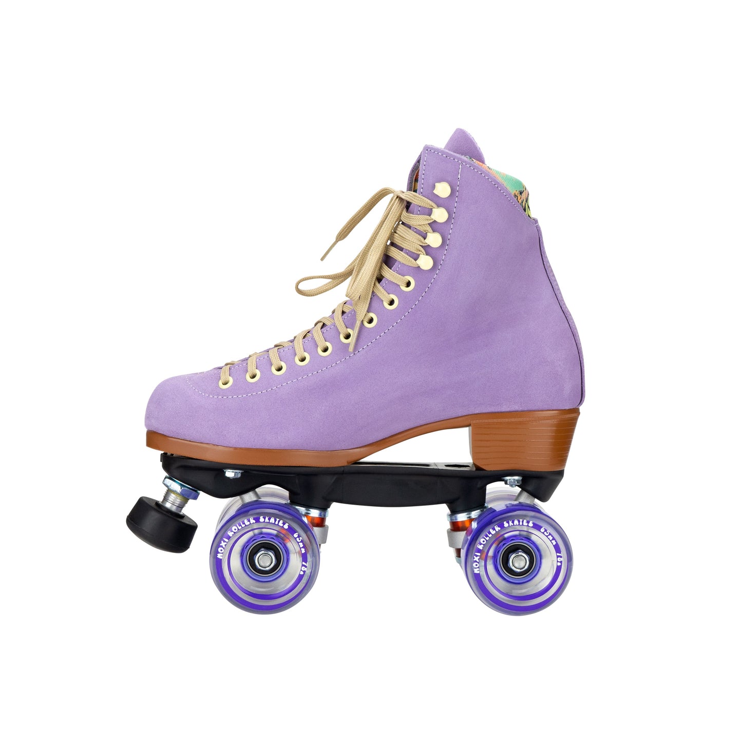 Come to Fresa's Roller Skate shop in Las Vegas and get your Moxi Lollys Skates. These Lilac Moxi Lolly Roller Skates are ready to the outdoor. Cruise around Las Vegas Art District or come and skate in our indoor skate ramp.