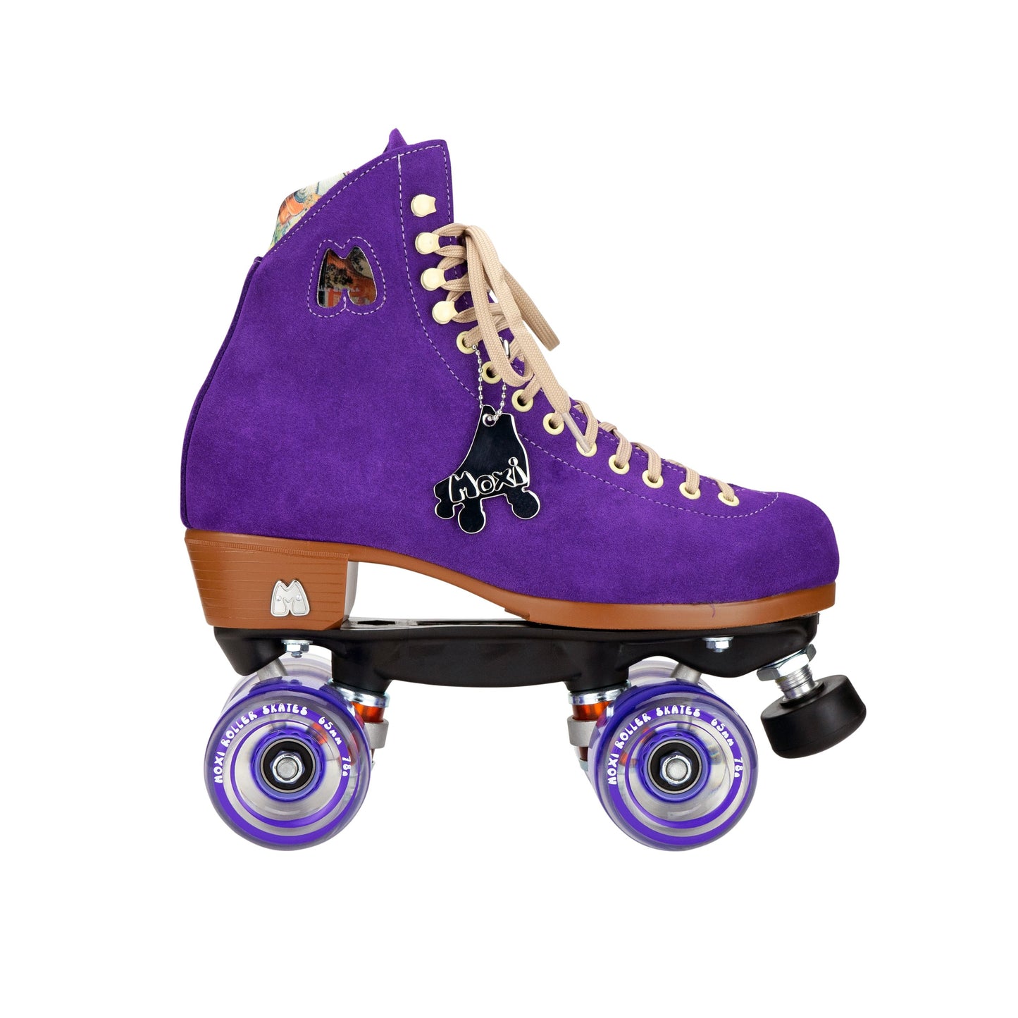 Come to Fresa's Roller Skate shop in Las Vegas and get your Moxi Lollys Skates. These Purple Moxi Lolly Roller Skates are ready to the outdoor. Cruise around Las Vegas Art District or come and skate in our indoor skate ramp.