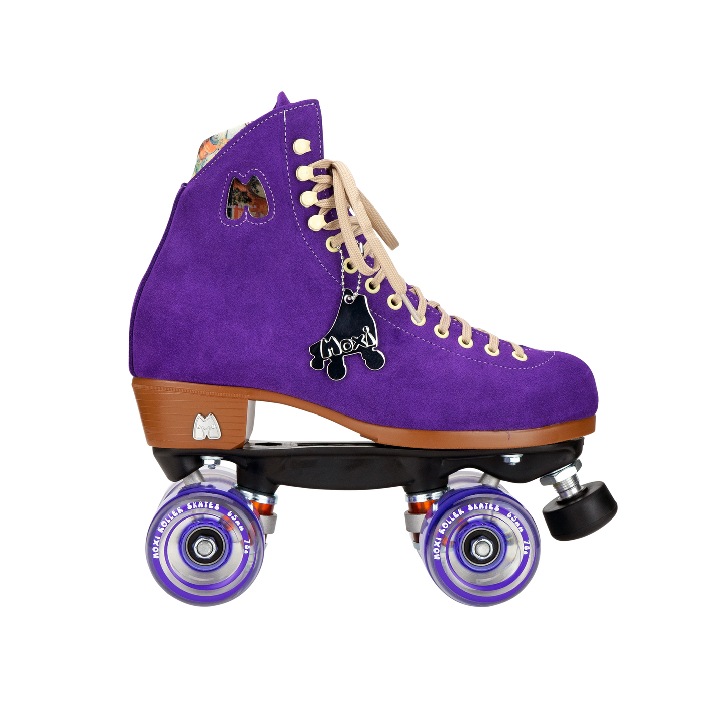 Come to Fresa's Roller Skate shop in Las Vegas and get your Moxi Lollys Skates. These Purple Moxi Lolly Roller Skates are ready to the outdoor. Cruise around Las Vegas Art District or come and skate in our indoor skate ramp.