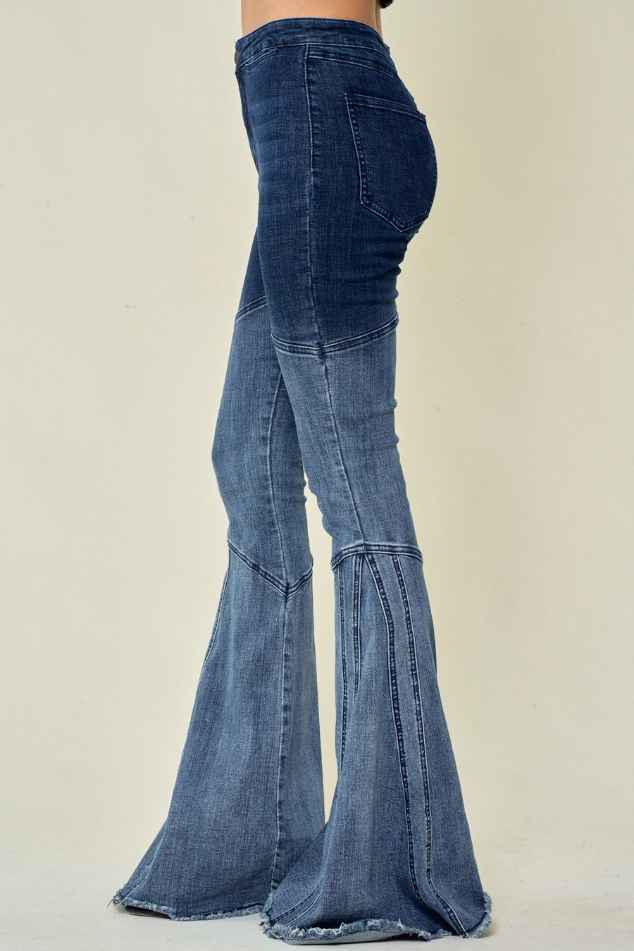 FLARED OMBRE JEANS