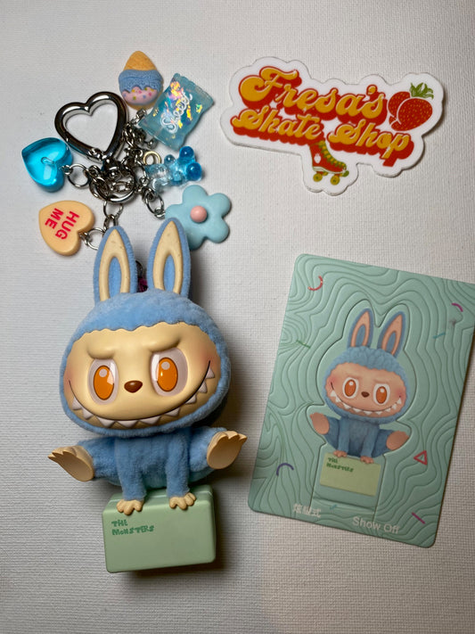 KEYCHAIN LAZY YOGA LABUBU SHOW OFF