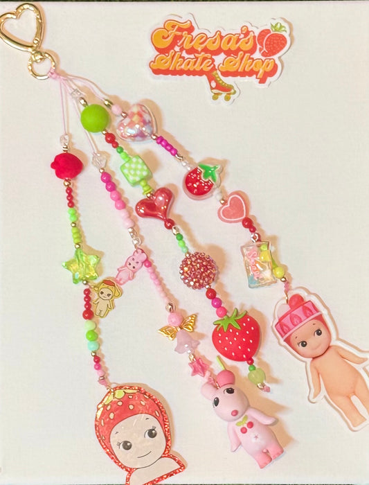 SONNY ANGEL STRAWBERRY KEYCHAIN