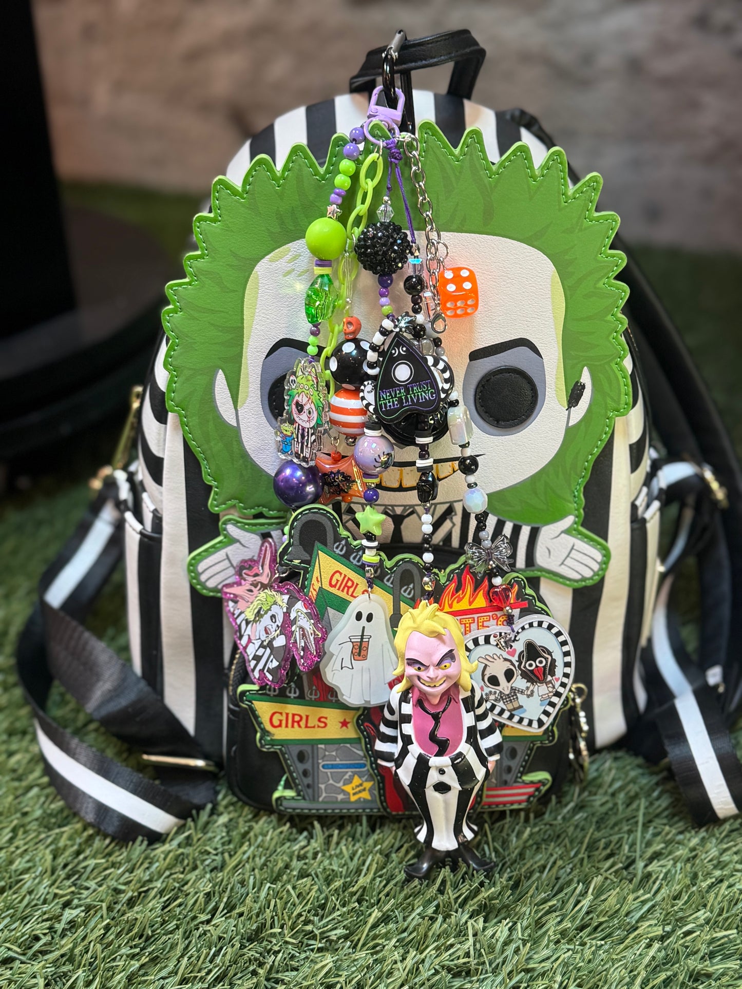 BEETLEJUICE 80'S STYLE BAGCHARM W BOOKMARK