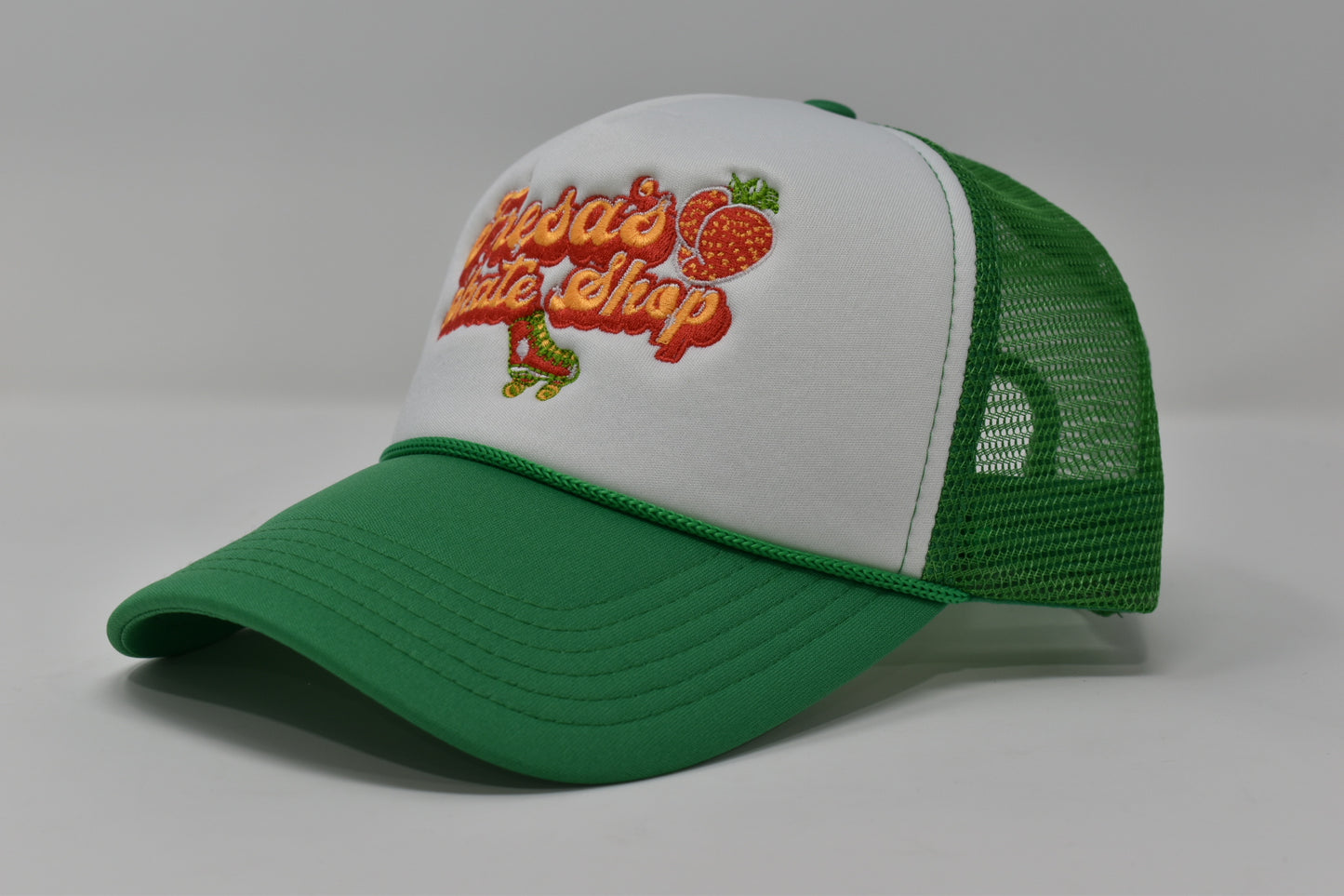 FRESA'S RETRO  EMBROIDERY TRUCKER HAT GREEN