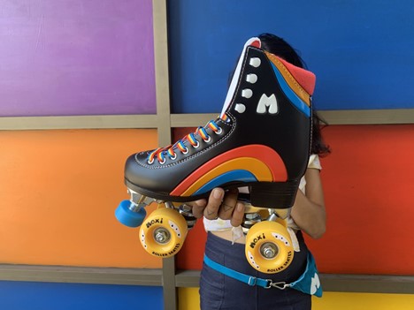 Come to Fresa's Roller Skate shop in Las Vegas and get your Moxi skates Rainbow Raider Black.   These Black Moxi Skate Rainbow Raider are ready for outdoor skating.  Cruise around Las Vegas Art District or come and skate in our indoor skate ramp. Fresa's Roller Skate Shop the one skate shop in Las Vegas.  We build custome shoe roller skate, roller Skate Classes and Roller Blade classes.