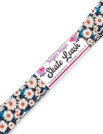 Daisies Floral Print Skate Leash with D Rings