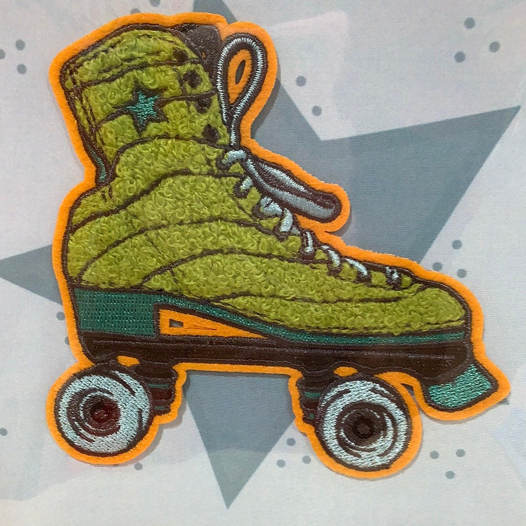 ROLLER SKATE IRON-ON GREEN PATCH