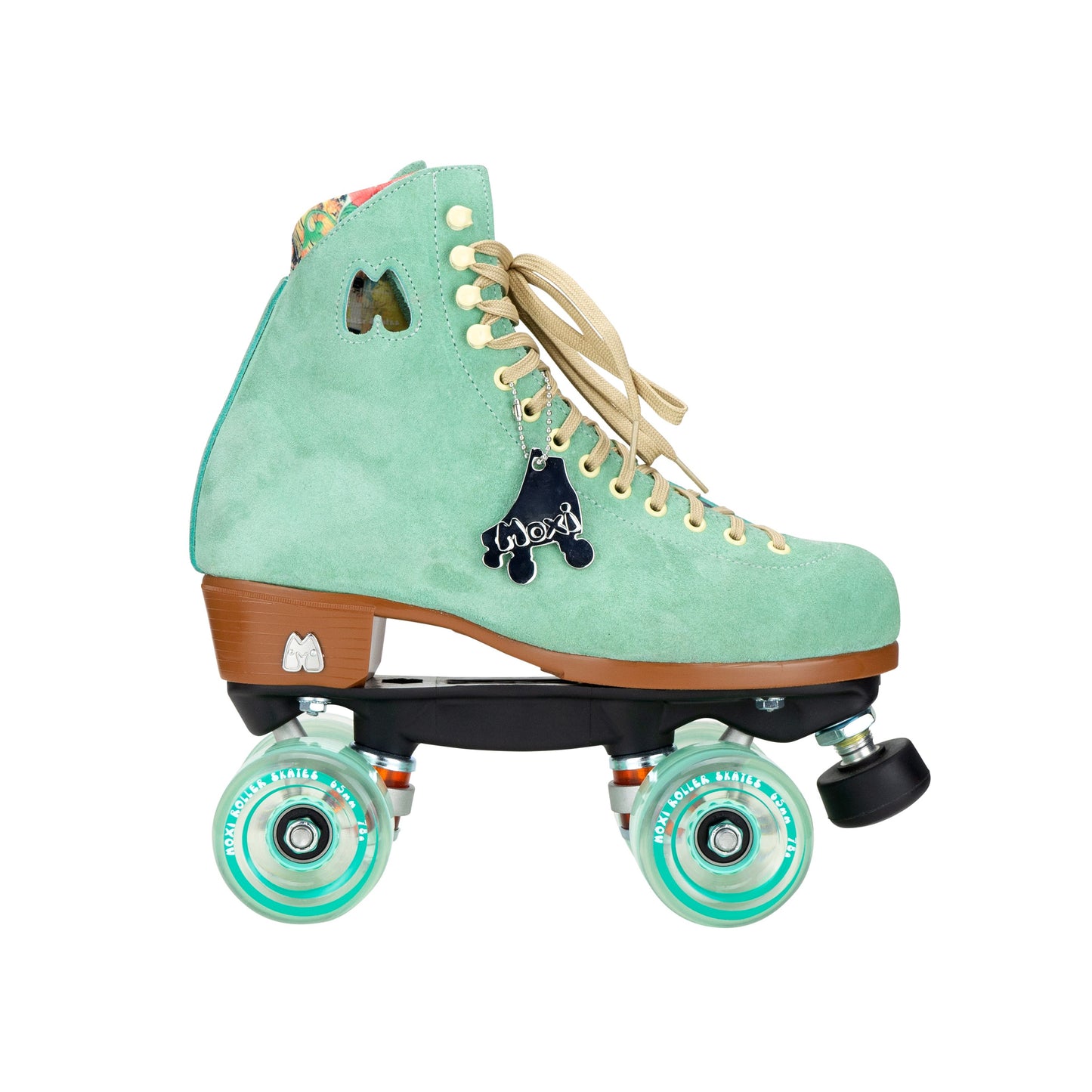 Come to Fresa's Roller Skate shop in Las Vegas and get your Moxi Lollys Skates. These floss Moxi Lolly Roller Skates are ready to the outdoor. Cruise around Las Vegas Art District or come and skate in our indoor skate ramp.